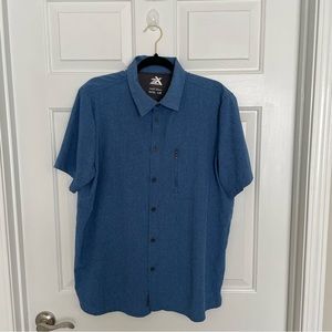 Zeroxposur Travel Series Large Blue Button Front Shirt Front Zip Pocket